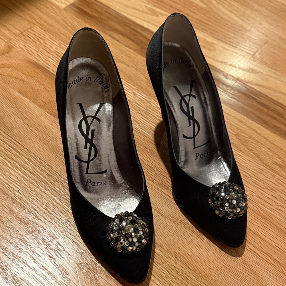 Yves Saint Laurent Black Heels with Sequin Detail